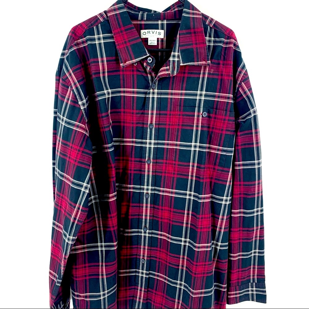 Orvis Longsleeve Button down Shirt maroon and black twill plaid in EUC